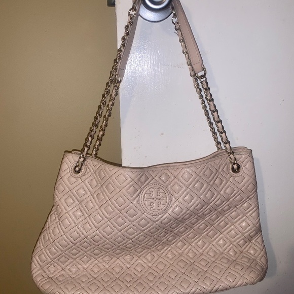 Tory Burch Marion Diamond Quilted Leather Tote - Picture 4 of 14